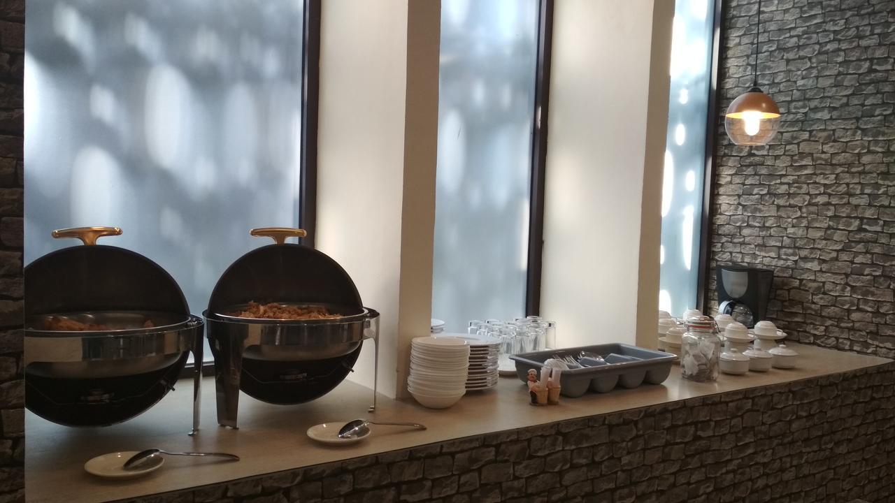 ג'קרטה Kitara Hotel מראה חיצוני תמונה