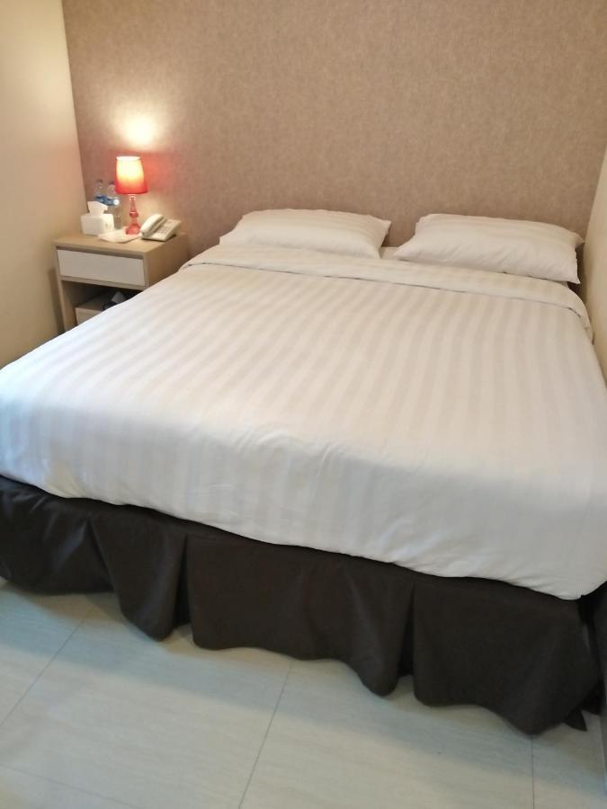 ג'קרטה Kitara Hotel חדר תמונה