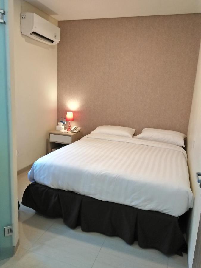 ג'קרטה Kitara Hotel חדר תמונה